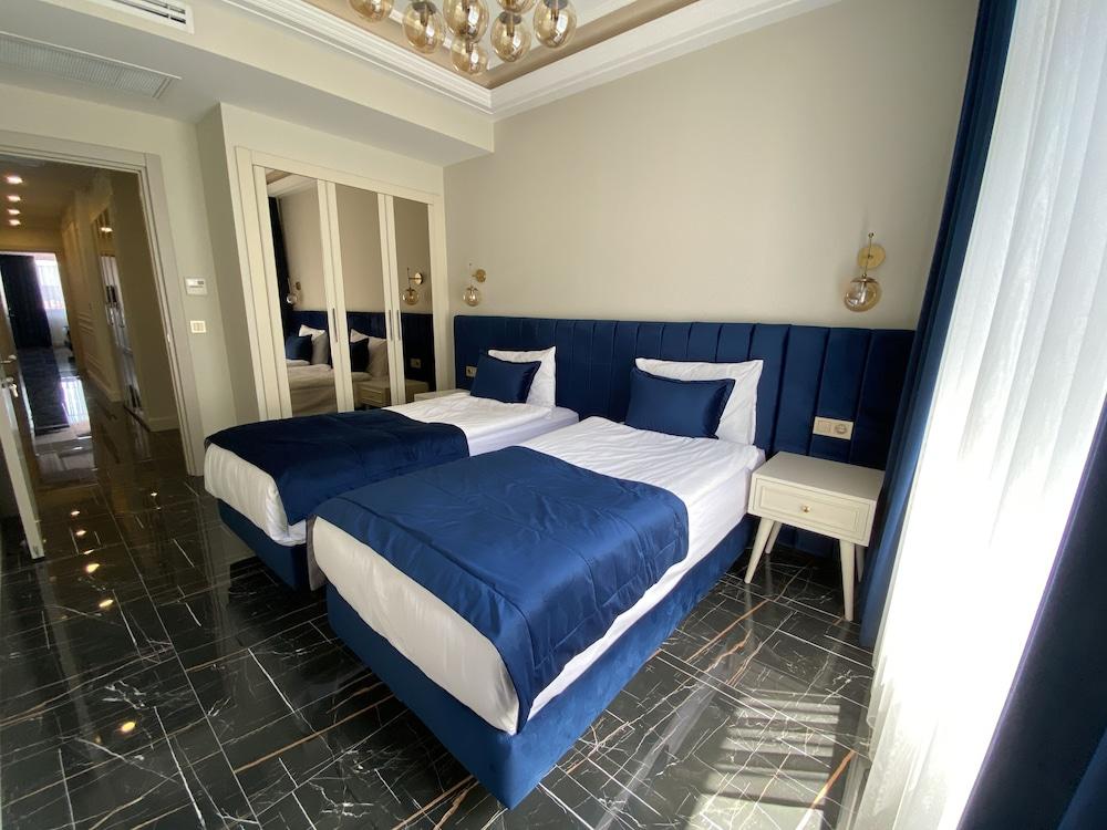 Princely Suites Room Type - Deluxe Suite with One Bedroom Princely Suites Room Type - Deluxe Suite with One Bedroom