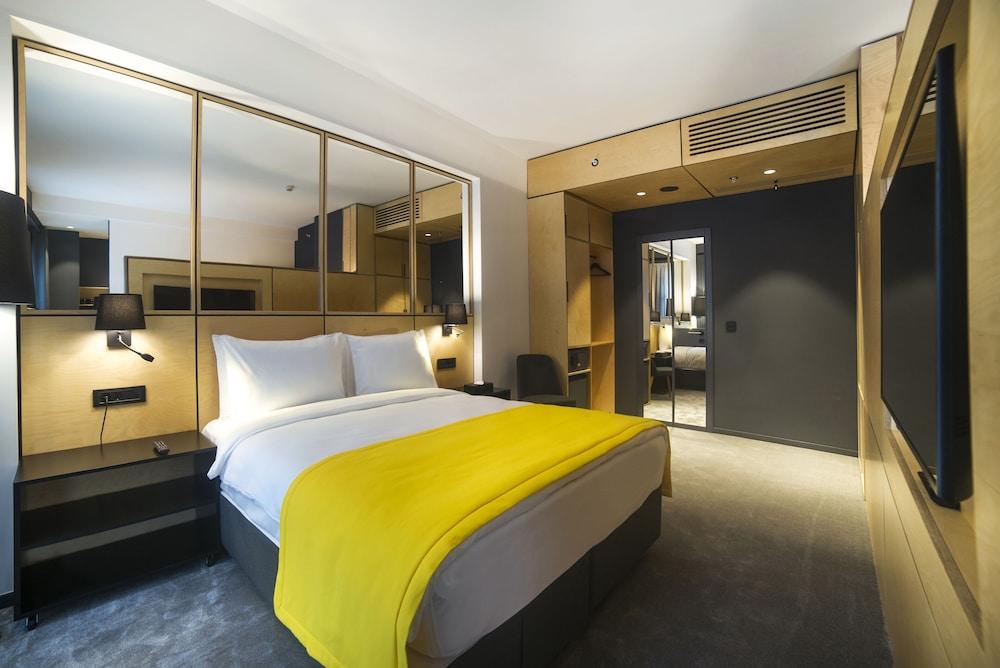 Trip Park Hotel Room Type - Suite