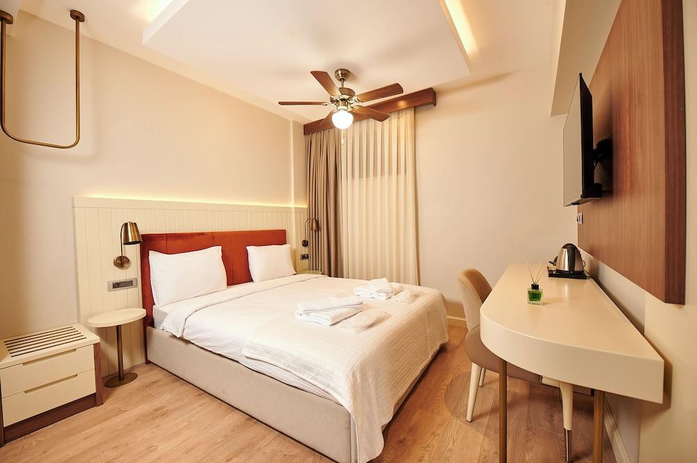Saratoga Hotel Sultanahmet - Tap to explore photos