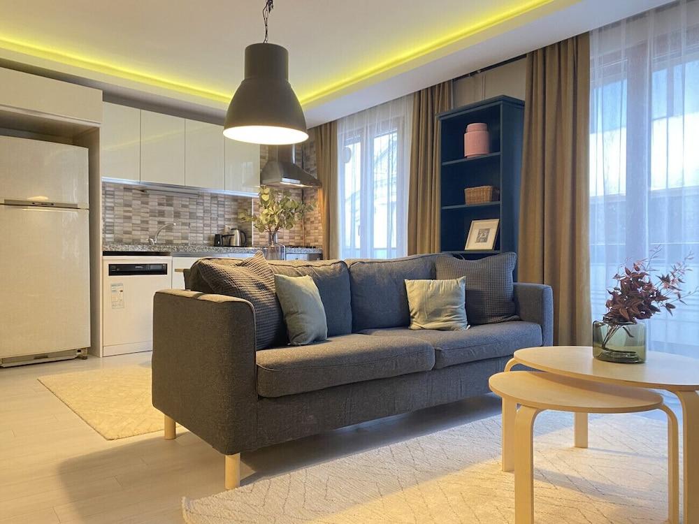 Distinguished Flat 650 m to Galata Tower - Tap to explore photos