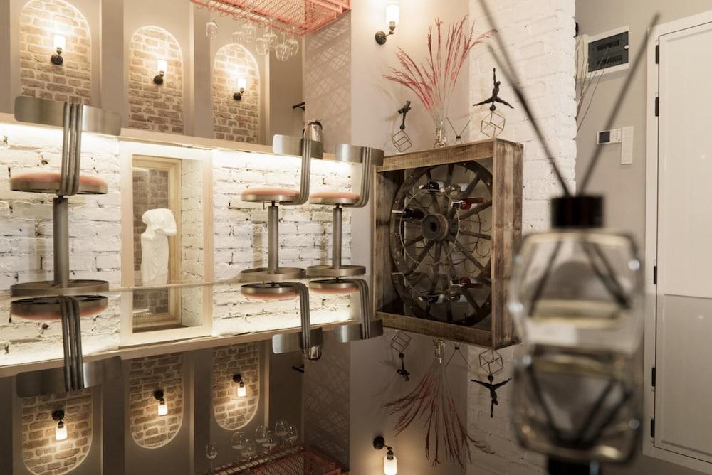 Flat With Turkish Hammam and Bar in Beyoglu - Tap to explore photos