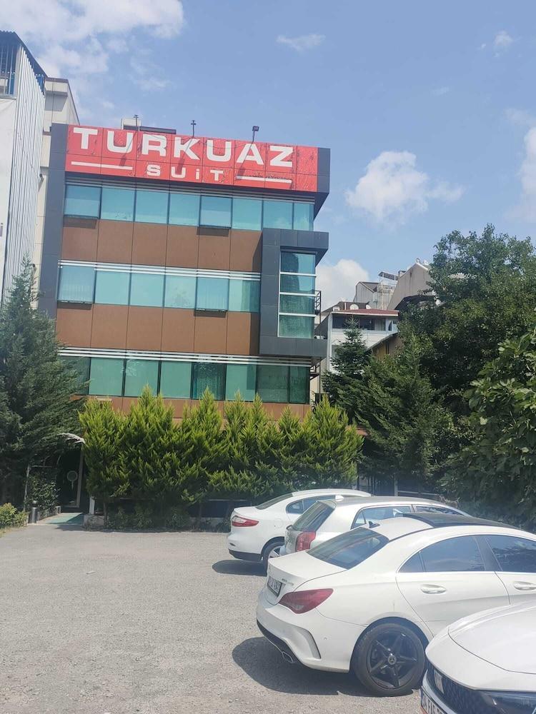 216 Turkuaz Suit