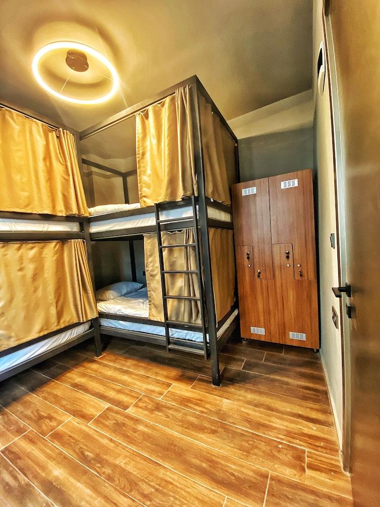 Nomad Hostel Karakoy Room Type - Basic Shared Dormitory