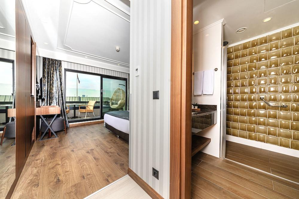 Mukarnas Pera Hotel Room Type - Superior Room