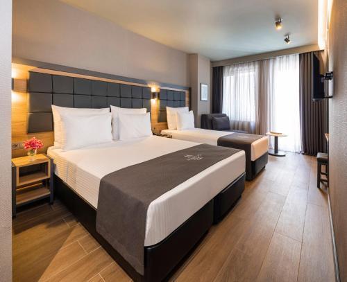 Marius Hotel Room Type - Deluxe Family Room