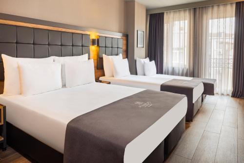 Marius Hotel Room Type - Deluxe Family Room