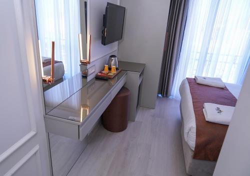 Cetin Port Hotel Room Type - Standard Double Room