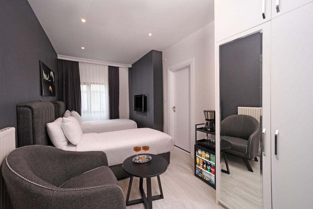 Etiz Hotels Bosphorus - Tap to explore photos