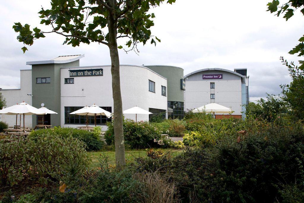 Premier Inn London Enfield - Tap to explore photos