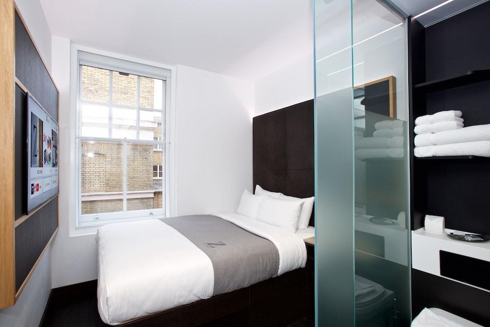 The Z Hotel Covent Garden Room Type - Queen Room