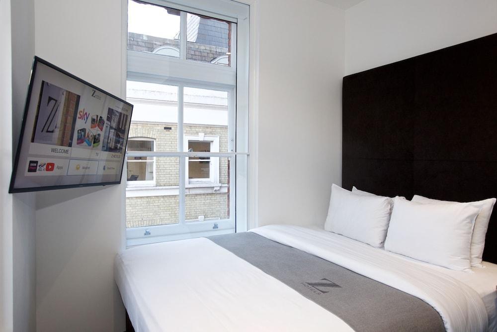 The Z Hotel Covent Garden - Tap to explore photos