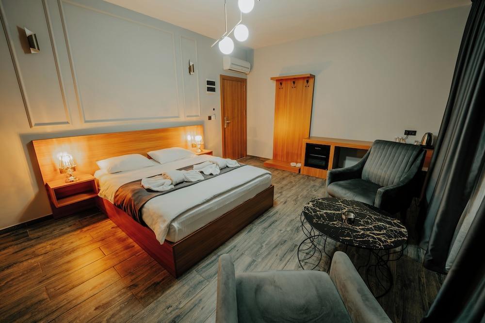 Grand Quars Hotel Room Type - Economy Studio