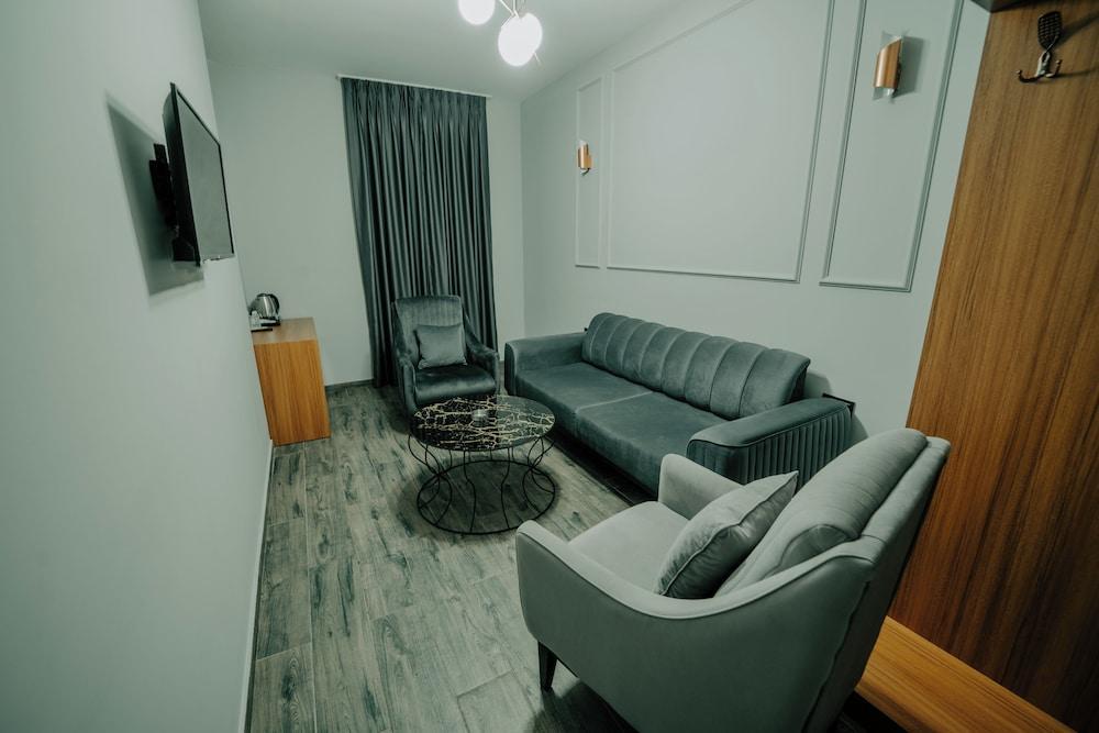 Grand Quars Hotel Room Type - Deluxe Suite