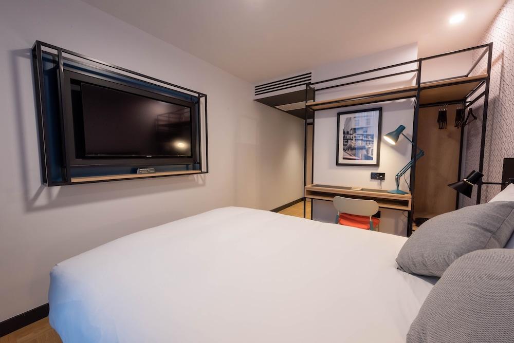 The Wesley Camden Town Room Type - CLASSIC, DOUBLE BED
