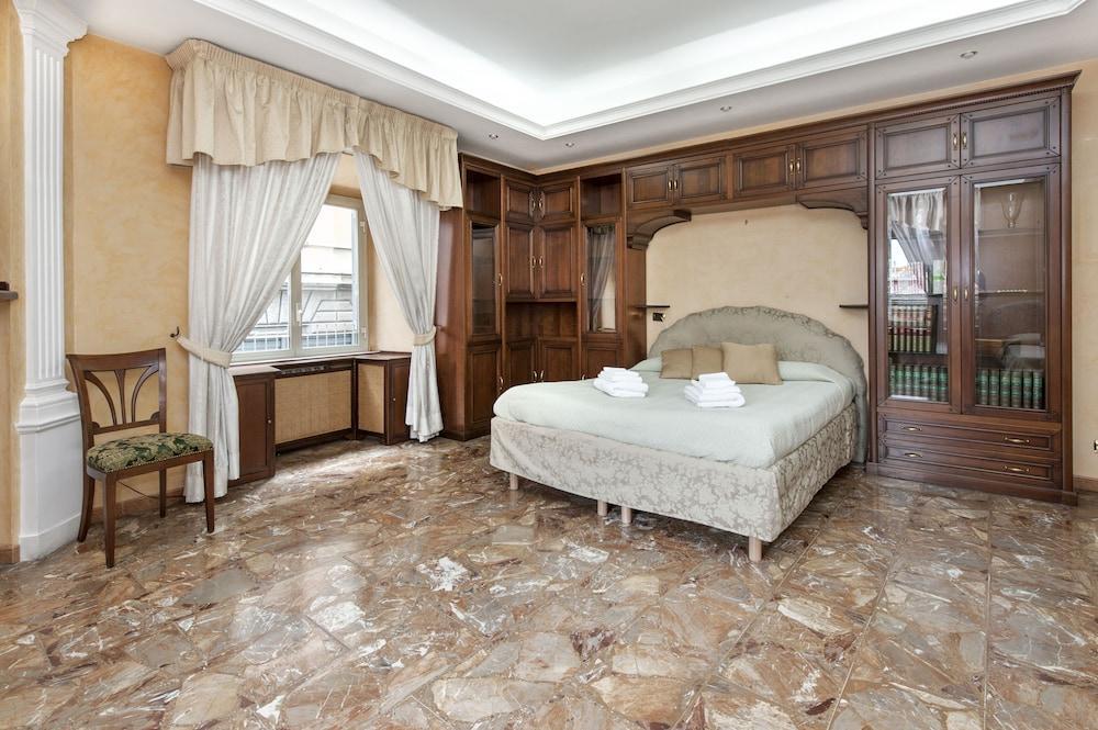 Charming Roma Apartment With 3 Bedrooms