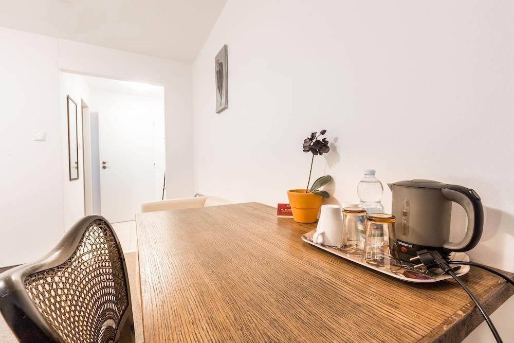 Alt Pension Room Type - Elite Twin Room, 1 Bedroom, Balcony, Garden View
