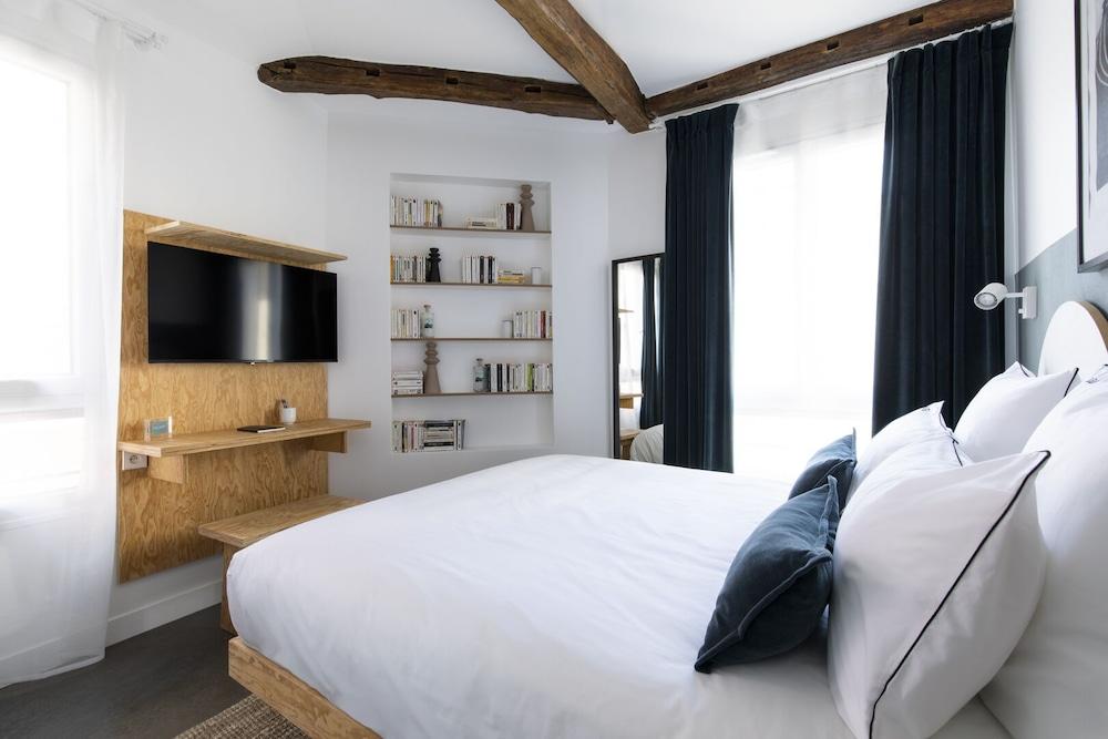 Baba Hotel Room Type - Economy Double Room, Ensuite, City View
