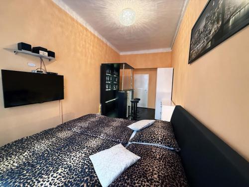 Apartman Exclusive Prague Whirlpool - Tap to explore photos