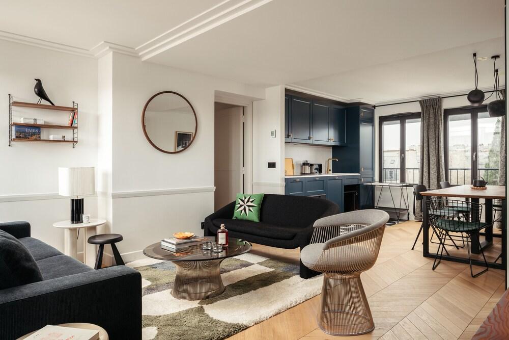 My Maison In Paris - Invalides Room Type - 3-BR Prestige Apartment Terrace Eiffel Tower view