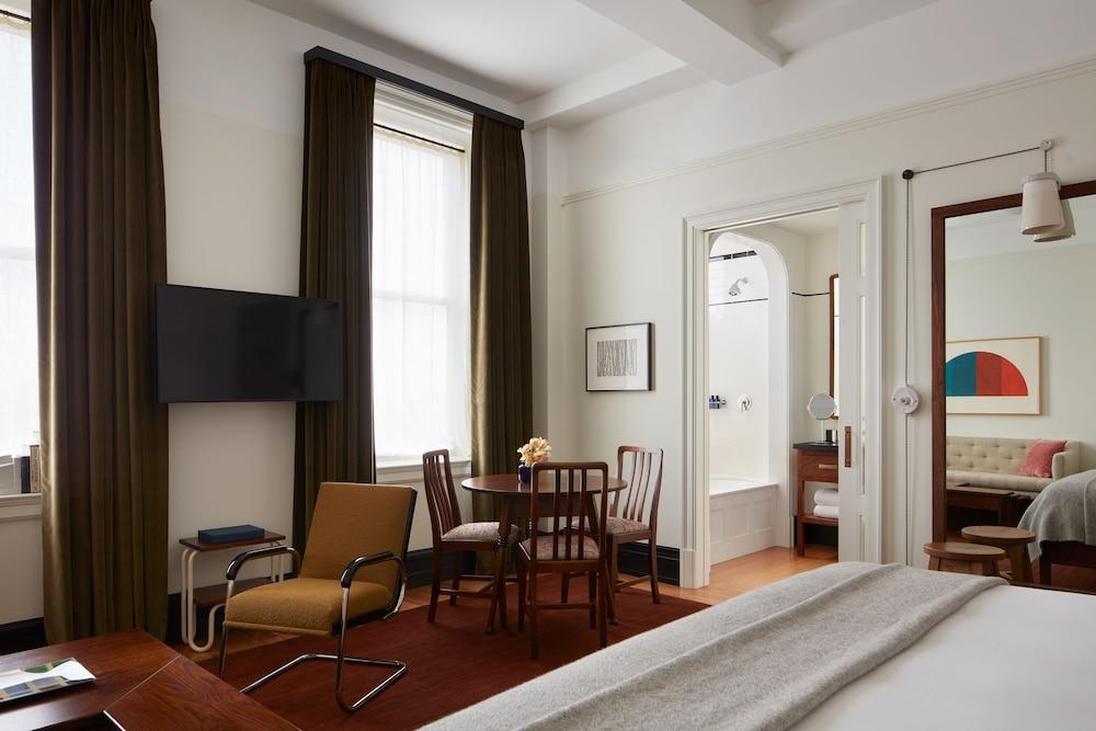 Nine Orchard Room Type - Supreme View King Suite