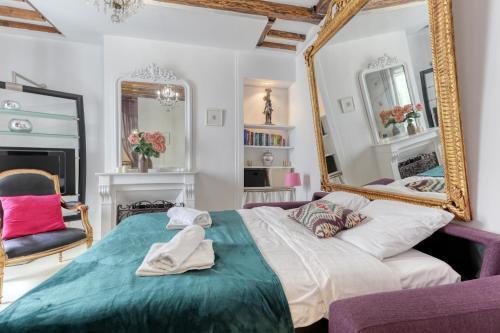 Parisian Cocoon 1bdr Flat - Prime Loc le Marais