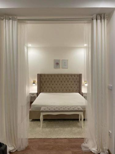 Helen Homestay Zizkov - Tap to explore photos