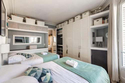 GuestReady - Superbe apt familiale dans le Marais - Tap to explore photos