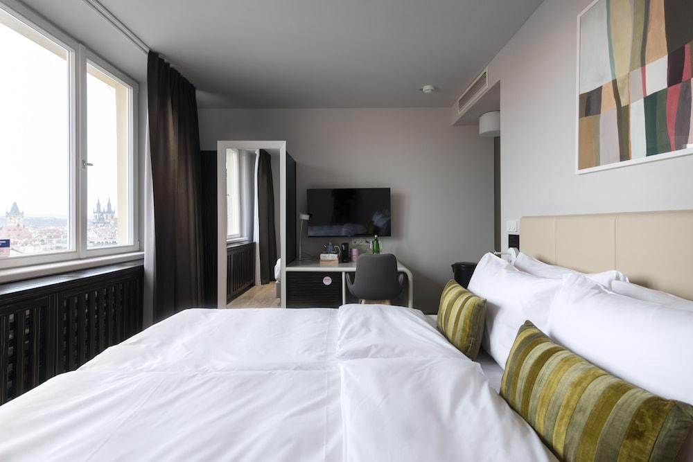 Numa Prague Poise Room Type - Large Room