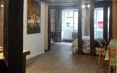 HAUSSMANN ESPACE Room Type - One-Bedroom Apartment