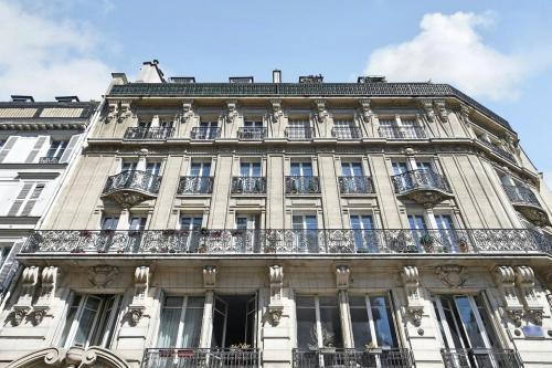 LE BEAU MARAIS - Luxury Apartments, AIR COND, LIFT