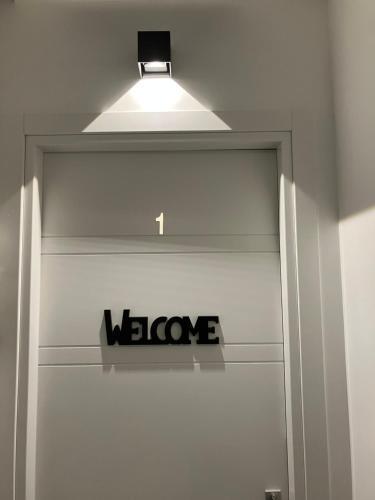 ROMA IS ALWAYS a GOOD IDEA Room Type - Apartment - Ground Floor ROMA IS ALWAYS a GOOD IDEA Room Type - Apartment - Ground Floor