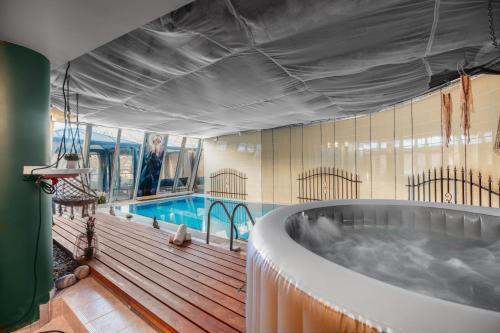 Unique apartment with private pool, cinema, SPA Room Type - Apartment
