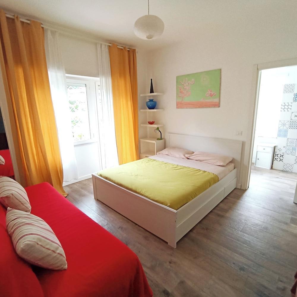 Ripe's Forest Garden Guest House Room Type - Double Room, Garden View
