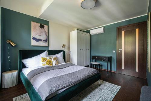Quite Loft with Balcony and 3 Air Conditioners Room Type - Two-Bedroom Apartment Quite Loft with Balcony and 3 Air Conditioners Room Type - Two-Bedroom Apartment