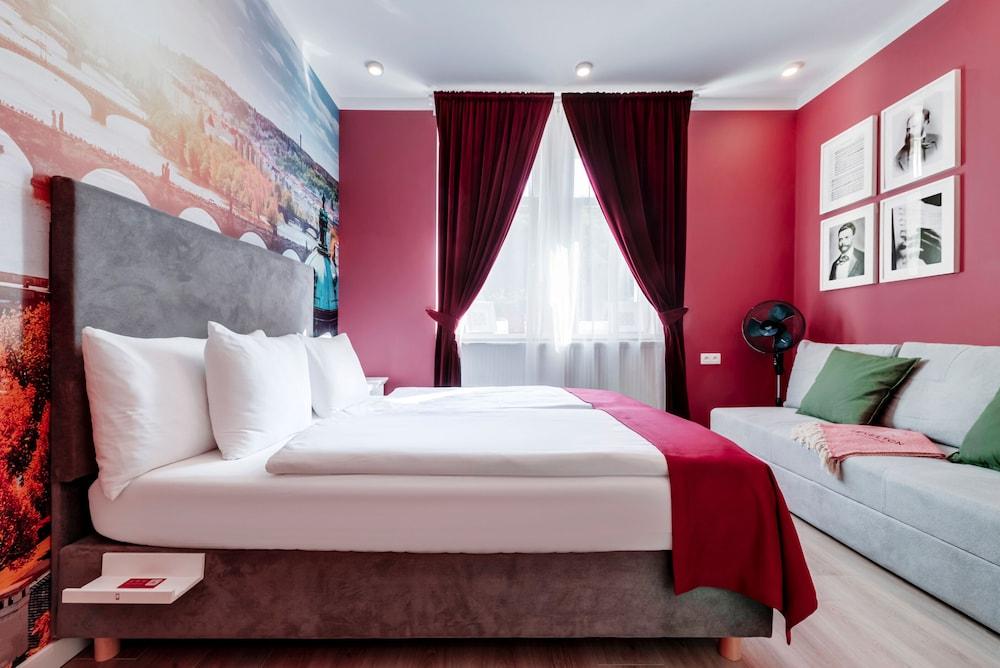 Revelton Studios Prague Room Type - Superior Studio