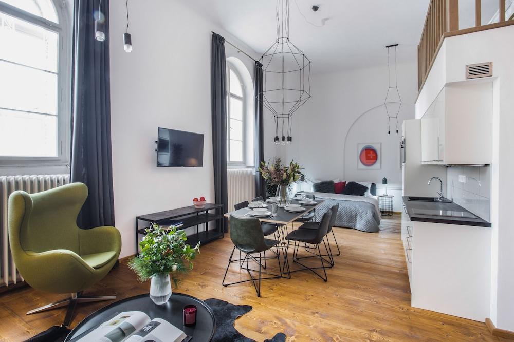 Lazenska N4 Room Type - Grand Loft