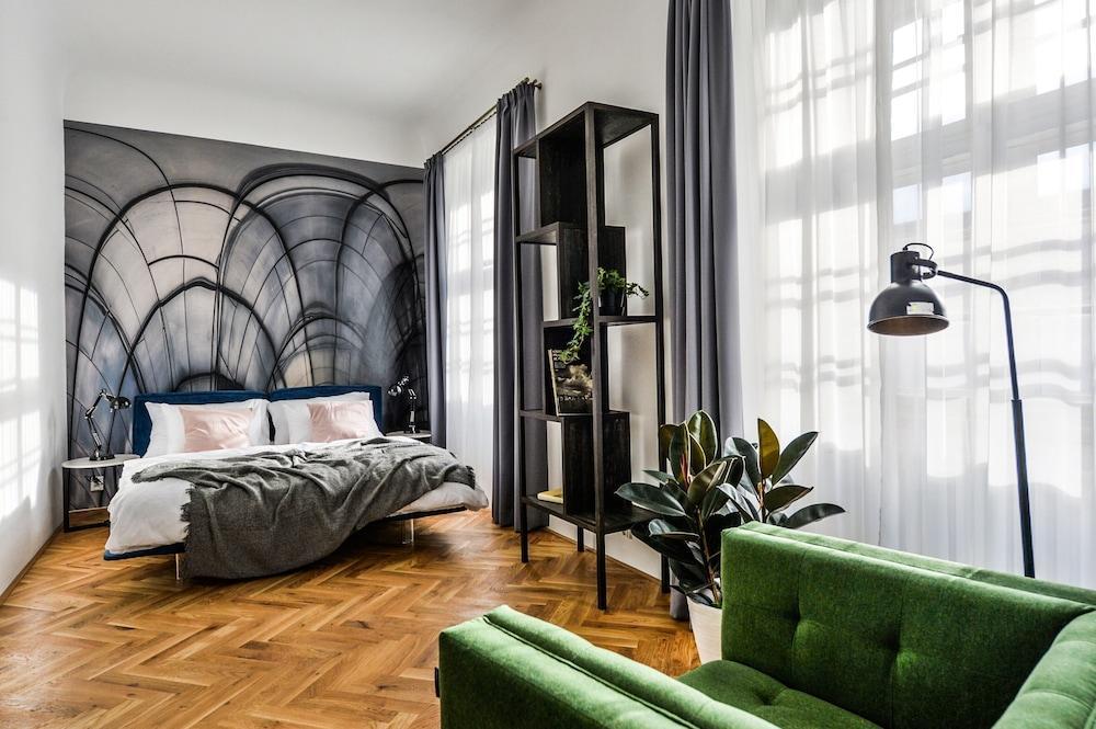 Lazenska N4 Room Type - Signature Apartment