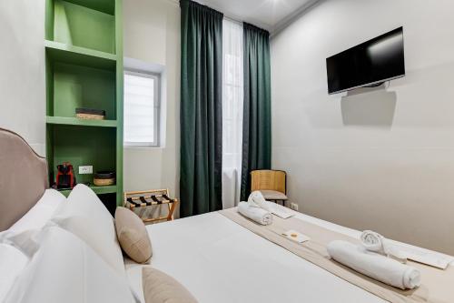 VIVILO COLLECTION - Collina 24 Suites - close to Via Veneto - Tap to explore photos