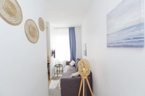 Nice 23 M Bright And Renovated Courtyard Side - Tap to explore photos