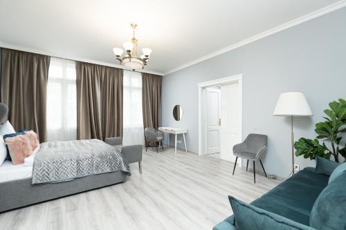Luxury Central 150m2 Apartment on Wencelas Square with Private Garage Room Type - Suite with Balcony