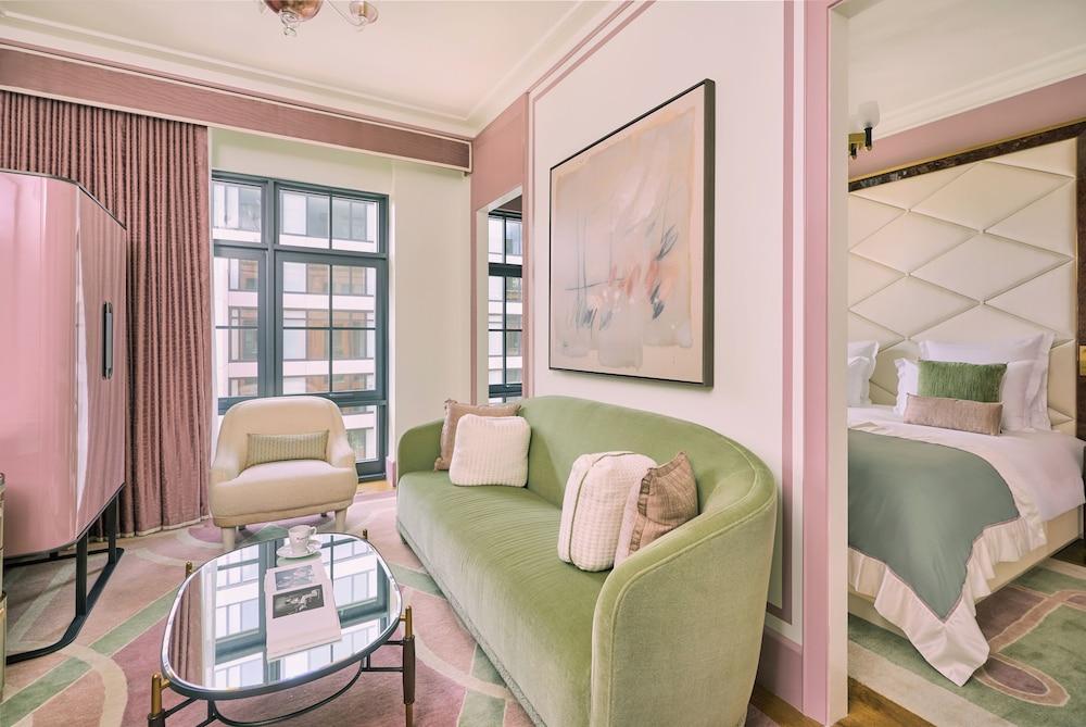 Fouquet's New York Room Type - Junior Suite