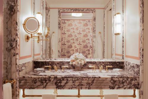Hotel Barriere Fouquet's New York - Tap to explore photos