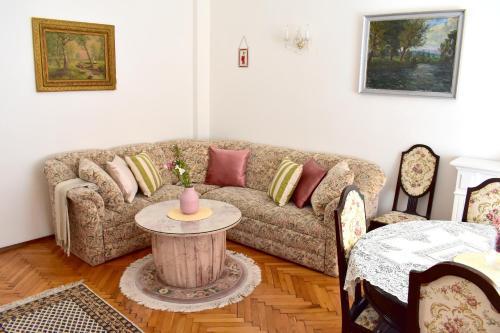 Old Town Suites - Bohemian Residence Room Type - Two-Room Apartment