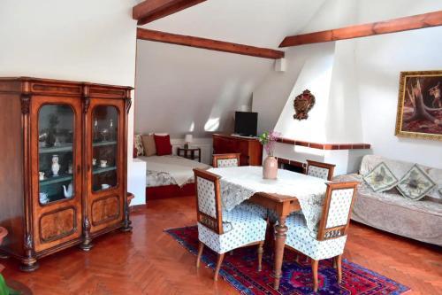 Old Town Suites - Bohemian Residence Room Type - Deluxe Apartment