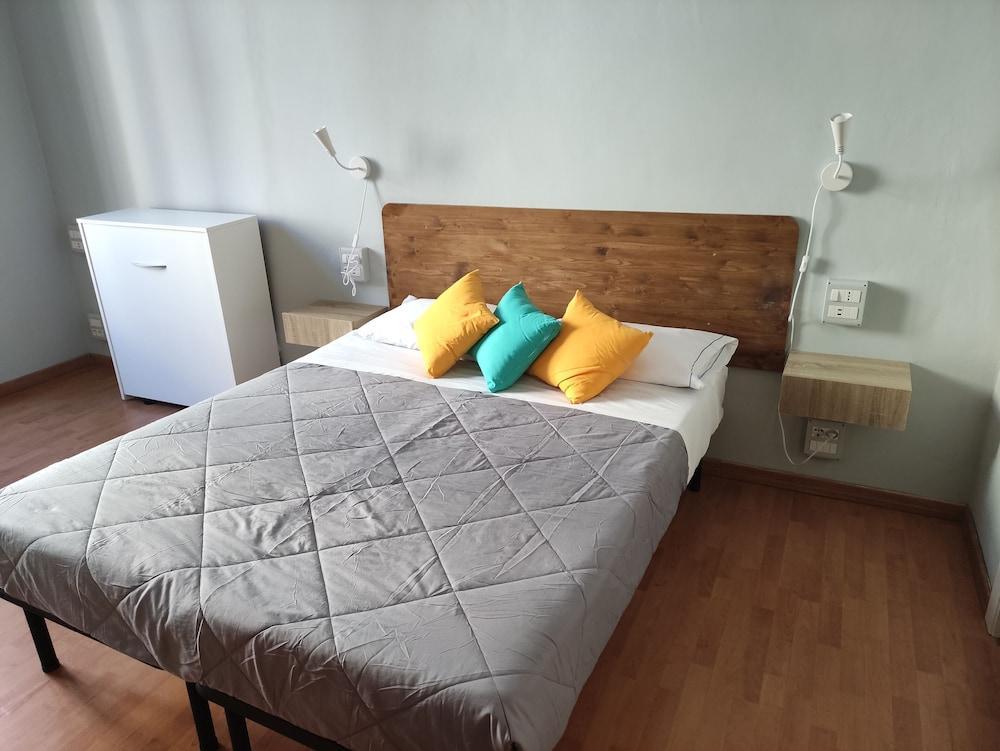 هوتل بيج بانج