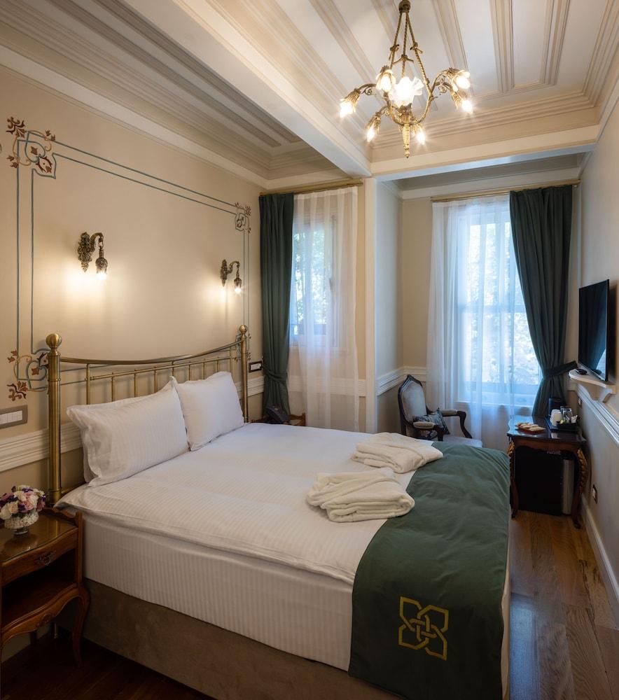 Hotel Turkish House Room Type - Superior Queen