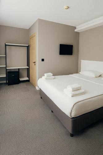 Blue Point Hotel Room Type - Standard Double Room
