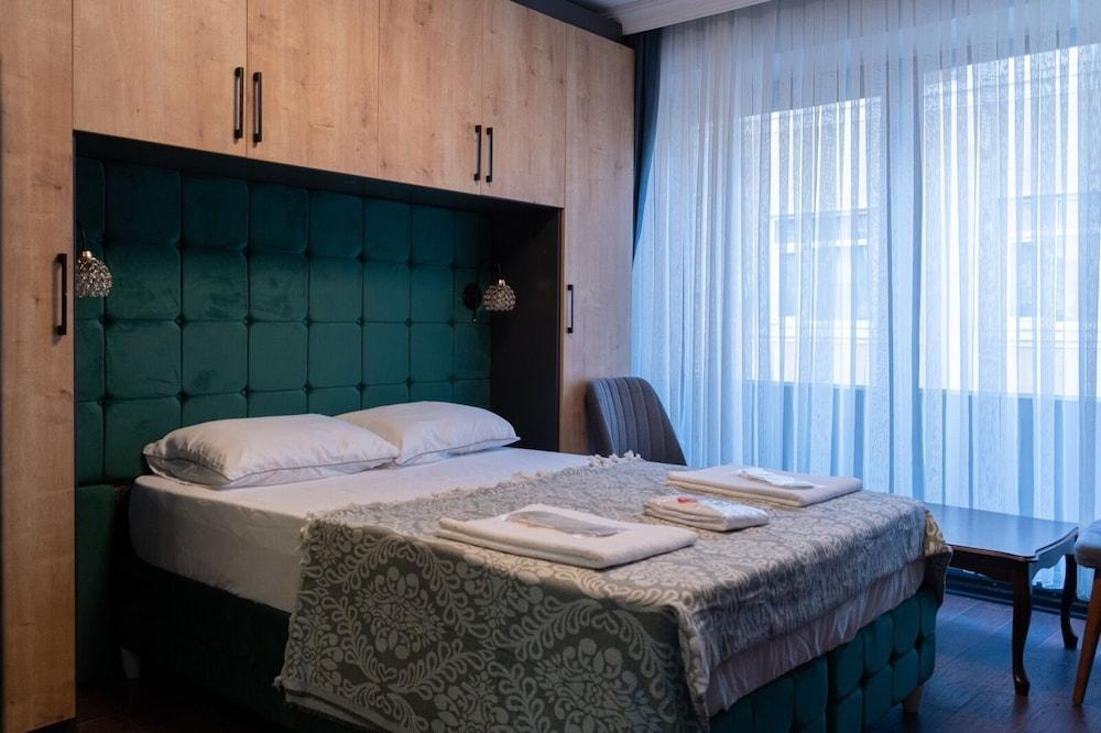 Middle Village Room Type - Standard Room