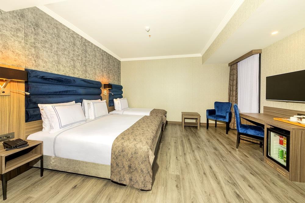 Demiray Hotel & Spa Room Type - Standard Triple Room