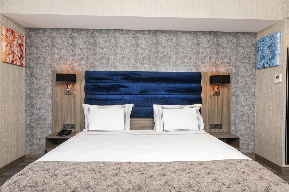 Demiray Hotel & Spa Room Type - Standard Double or Twin Room Demiray Hotel & Spa Room Type - Standard Double or Twin Room